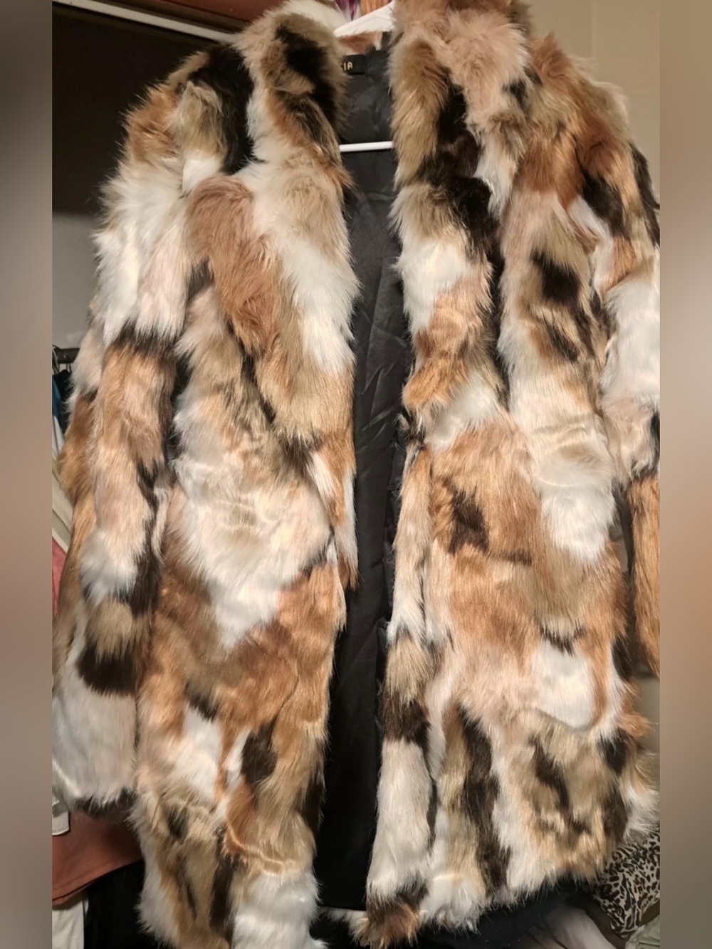 NWT - Picture 2 of 2